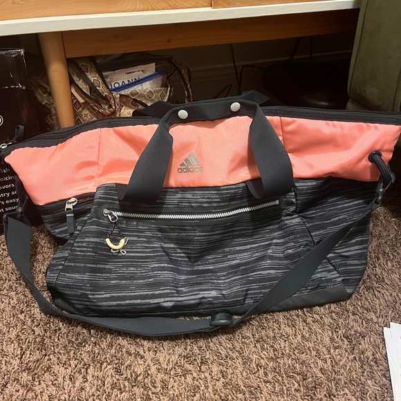 Adidas gym bag - Picture 3 of 5